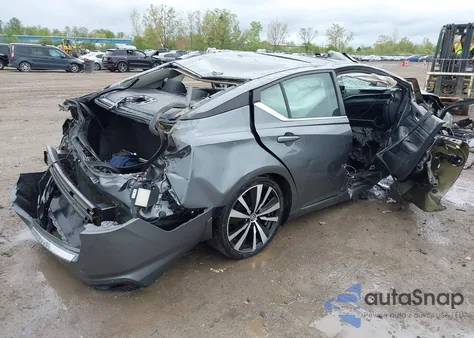 2021 Nissan Altima Sr Intelligent Awd z USA, uszkodzony, nr VIN 1N4BL4CWXMN371043